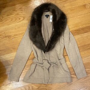 Talbots Merino Wool Tan Sweater with removable Faux Fur Collar